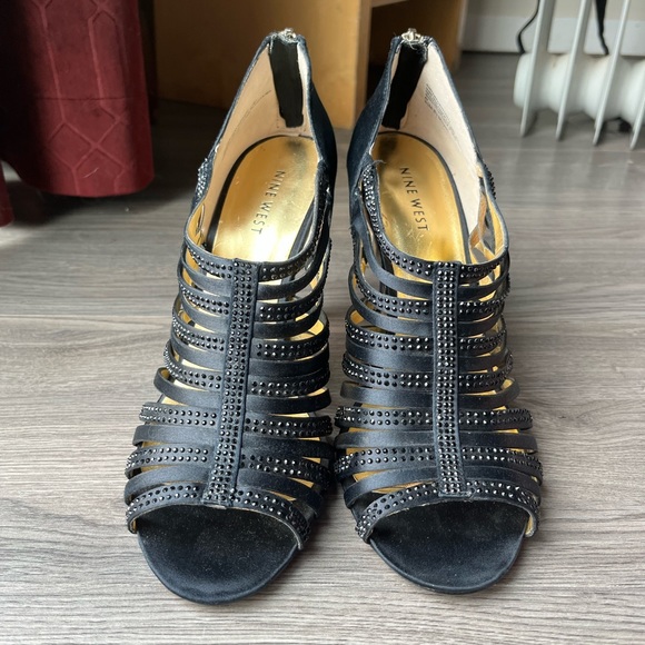 NINE WEST sexy cage satin sandal heels - Picture 3 of 6